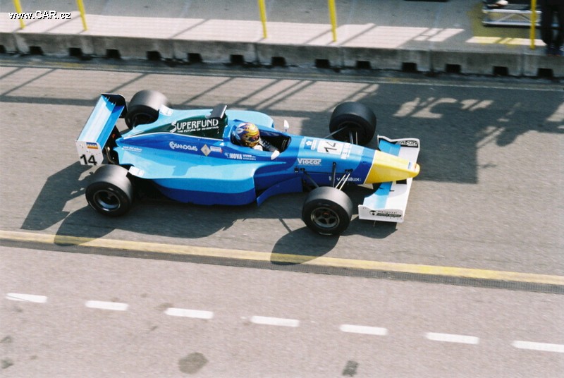 Bernhard Auinger Superfund Euro F3000 series @ foto Rozanek